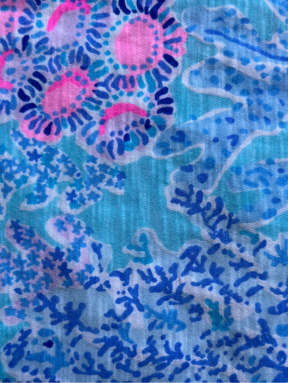 Lilly Pulitzer Top. - Picture 4 of 4